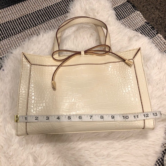 Liz Claiborne purse - Picture 7 of 8